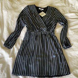 Sequins!! Jack by B.B. Dakota Issa Wrap dress size xs NWT